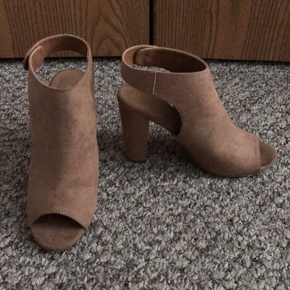 Bamboo Peep Toe Slingback Booties